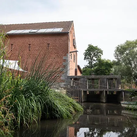 Les Du Moulin Castral Holiday home Geer